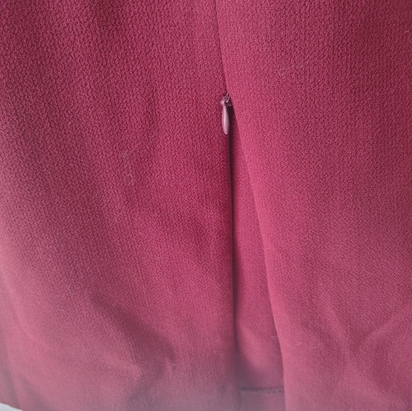 P.A.R.O.S.H. Burgundy Crepe Stretch Dress NWT Size Medium - Picture 10 of 11